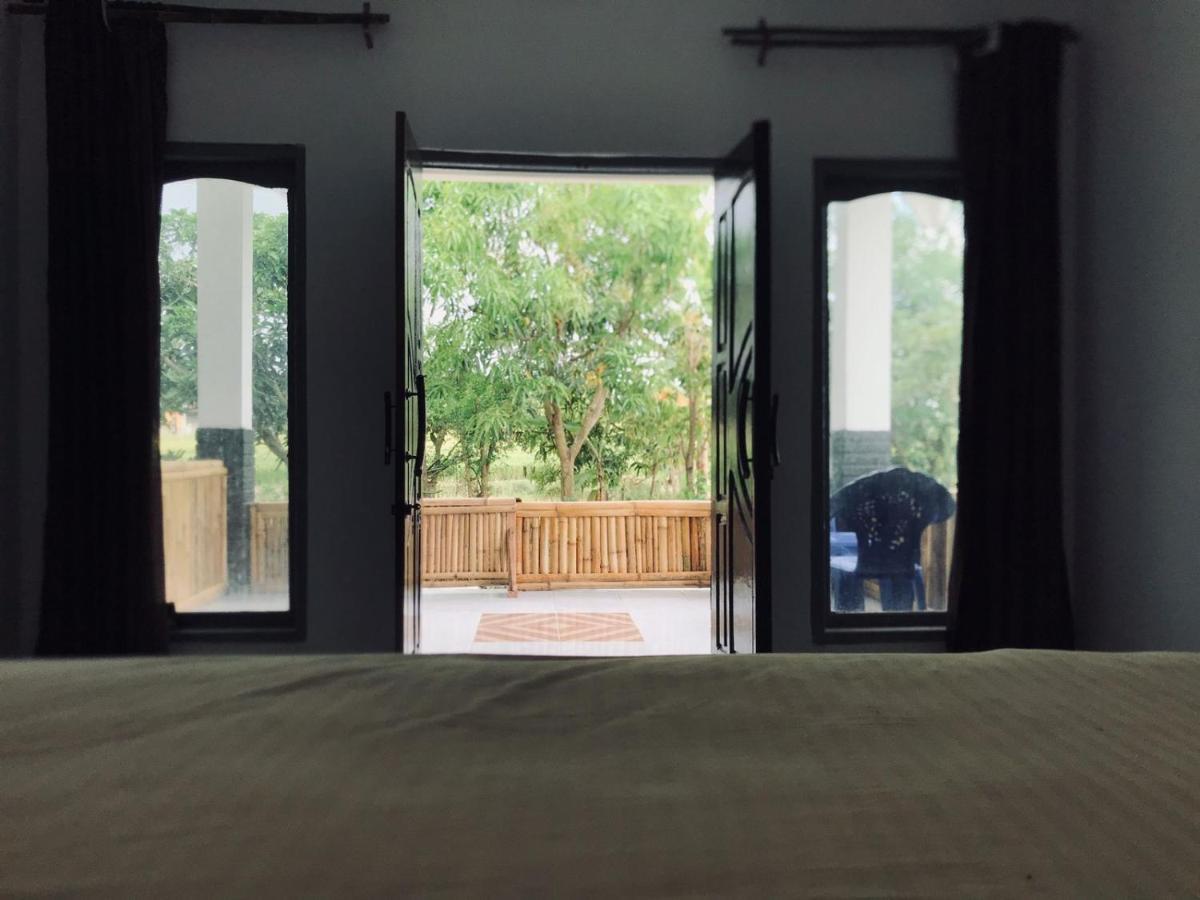 Tiara Homestay Plambi Екстер'єр фото